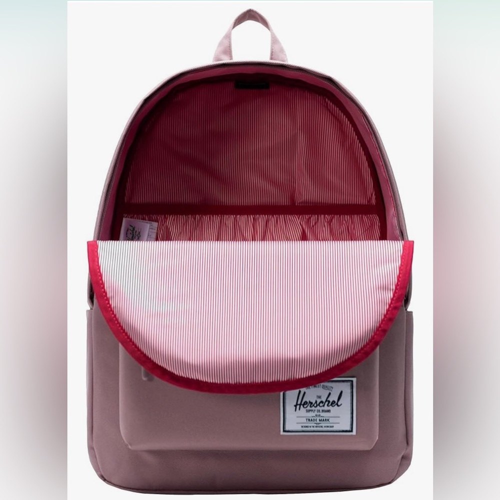 Herschel Classic Backpack in Ash Rose, XL 30L - Picture 2 of 6